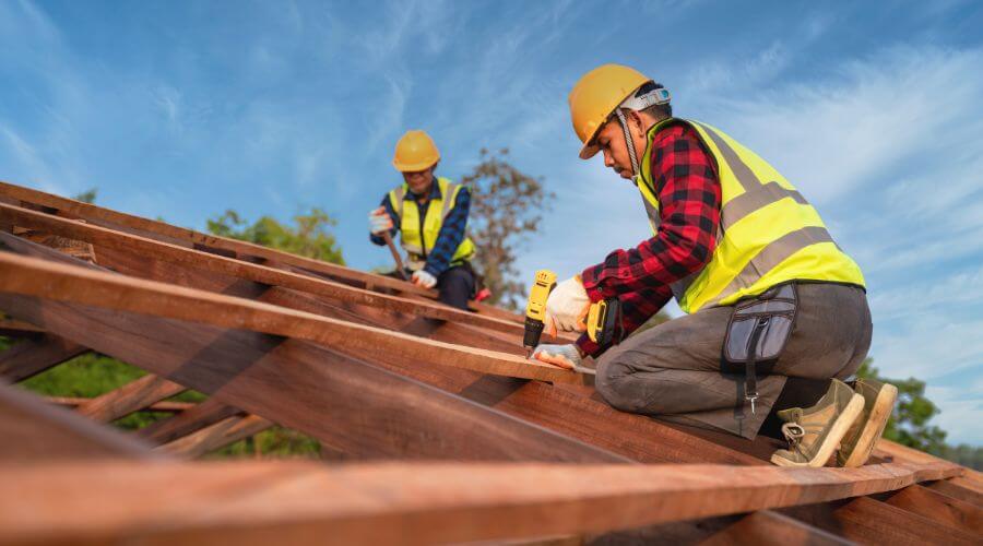 Expert Emergency Roof Repairs services in Orleans, MI
